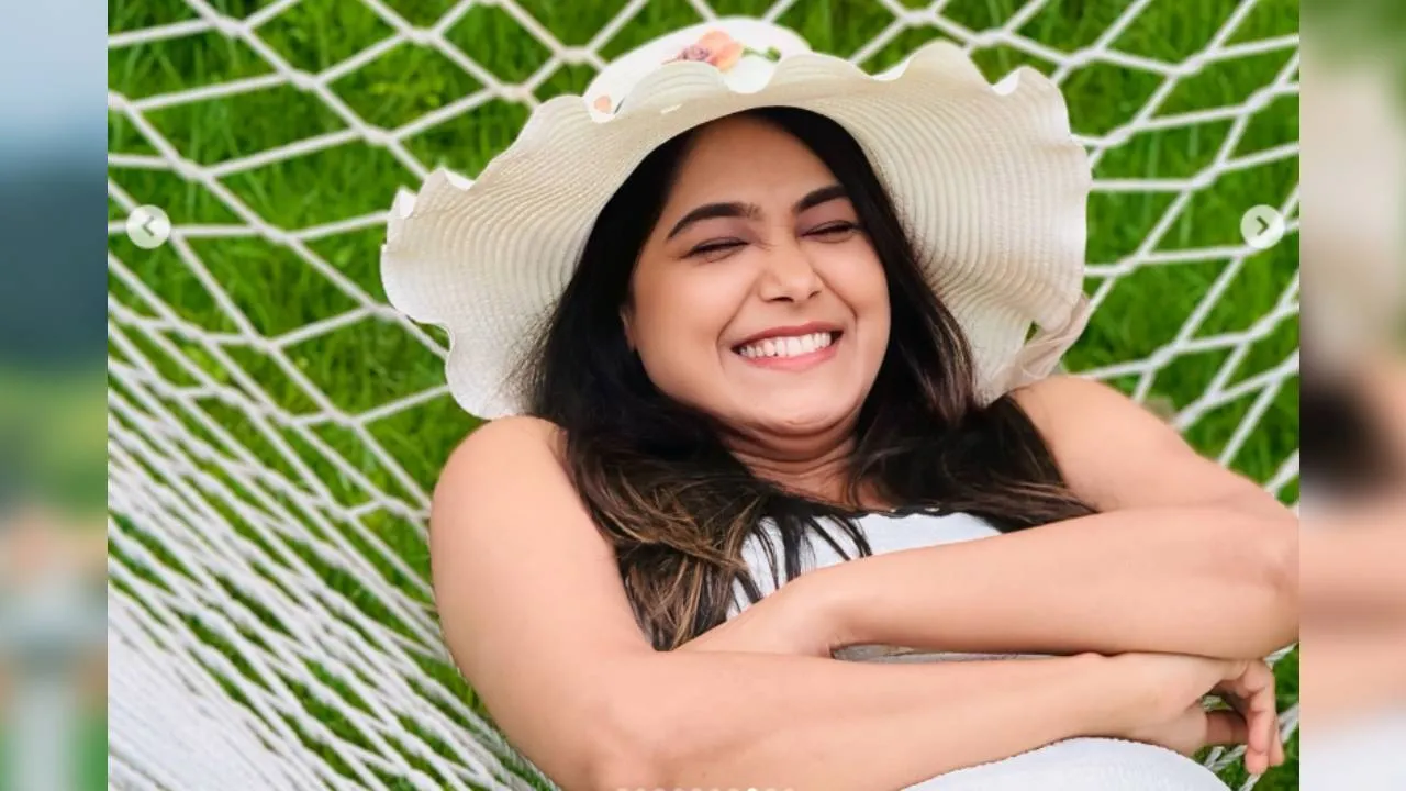 Mokshitha Pai: ಬಿಳಿ ಬಣ್ಣದ ಕೋ-ಆರ್ಡ್ ಡ್ರೆಸ್​ನಲ್ಲಿ ಅಪ್ಸರೆಯಂತೆ ಕಂಡ ಮೋಕ್ಷಿತಾ ಪೈ - Image 3