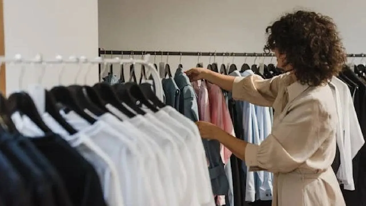 Monsoon Fashion 2025: ಸೀಸನ್‌ಗೆ ಎಂಟ್ರಿ ನೀಡಿದ 2025 ಮಾನ್ಸೂನ್ ಫ್ಯಾಷನ್ - Image 1