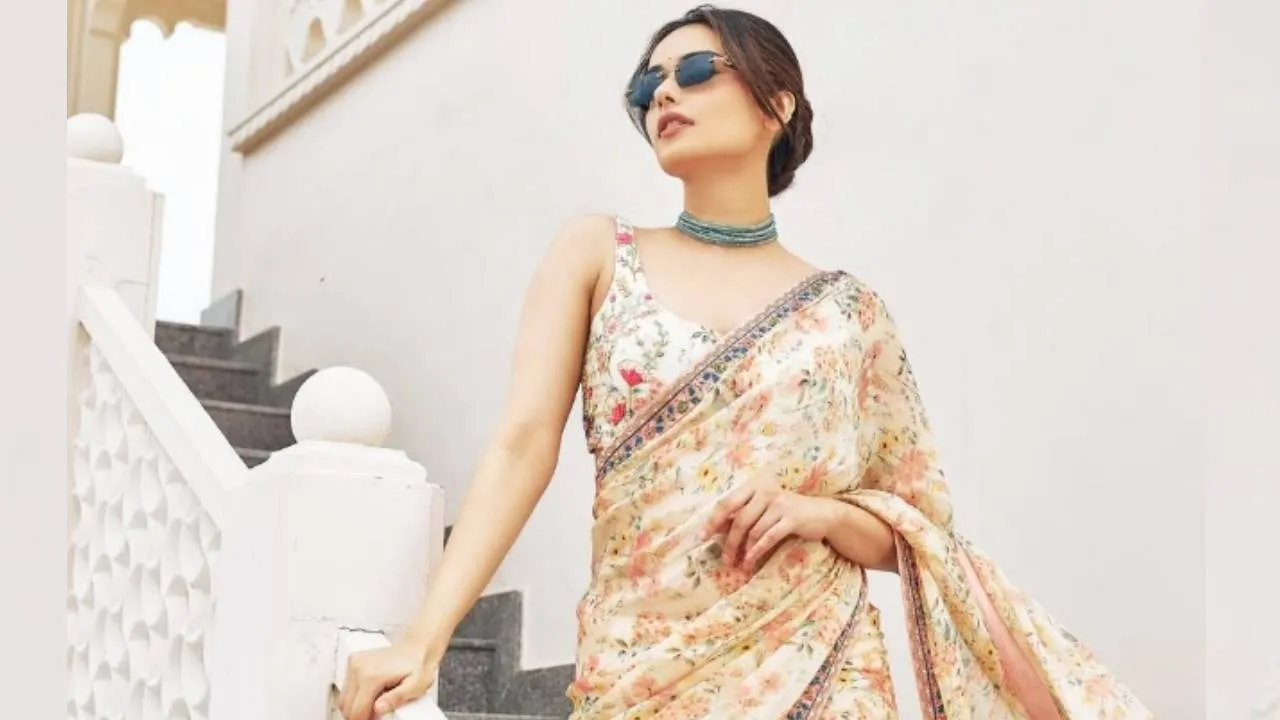 Monsoon Fashion 2025: ಮಾನ್ಸೂನ್‌ ಸೀಸನ್‌ನಲ್ಲೂ ಮುಂದುವರಿದ ಫ್ಲೋರಲ್ ಸೀರೆಗಳು - Image 5