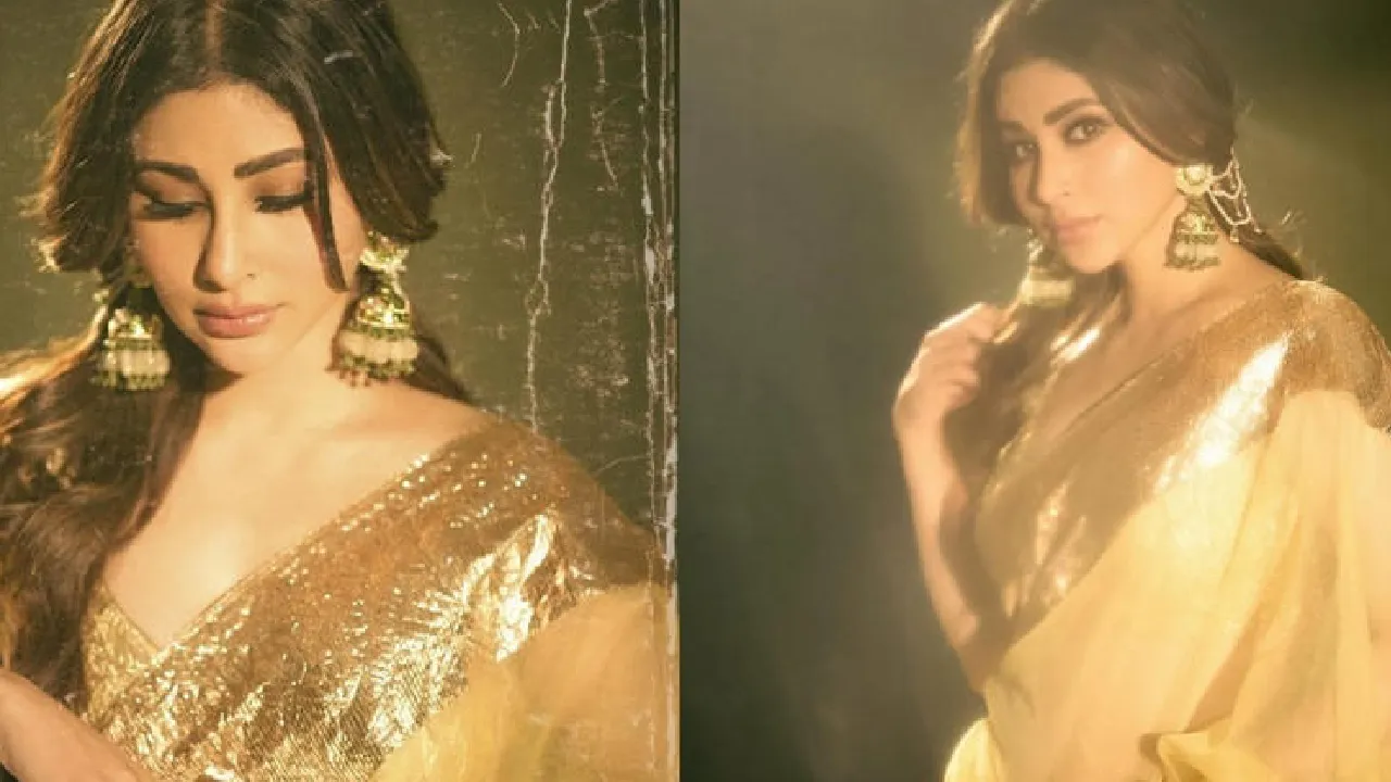 Mouni Roy:  ಗೋಲ್ಡನ್‌ ಕಲರ್‌ ಸೀರೆಯಲ್ಲಿ ಮಿಂಚಿದ ಬೆಂಗಾಲಿ ಬೆಡಗಿ ಮೌನಿ ರಾಯ್‌; ಫೋಟೋಸ್‌  ನೋಡಿ - Image 1