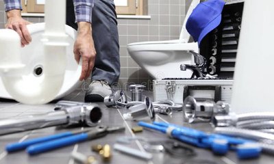 ಐಟಿ ಉದ್ಯೋಗಕ್ಕಿಂತ ಬೆಸ್ಟ್ ಪ್ಲಂಬರ್ ಕೆಲಸ: ಆದಾಯ ಎಷ್ಟು ಗೊತ್ತಾ?