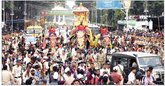 ವಿಜಯ ಯಾತ್ರೆಯೊಂದಿಗೆ ನವರಾತ್ರಿ ಆಚರಣೆಗೆ ತೆರೆ