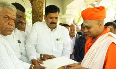 ಮೈಸೂರು ದಸರಾ ಉದ್ಘಾಟನೆಗೆ ಗವಿಸಿದ್ದೇಶ್ವರ ಶ್ರೀಗಳಿಗೆ ಆಹ್ವಾನ
