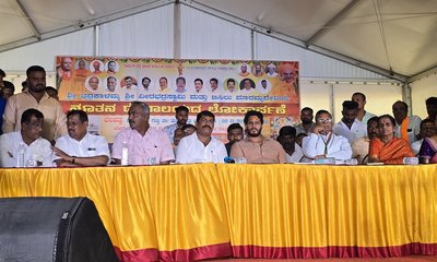 ಕುರ್ಚಿಗಾಗಿ ಕಿತ್ತಾಡುವ 'ಕೈʼ ಸರ್ಕಾರಕ್ಕೆ ಸ್ಥಳೀಯ ಚುನಾವಣೆಗೆ ಧೈರ್ಯವಿಲ್ಲ