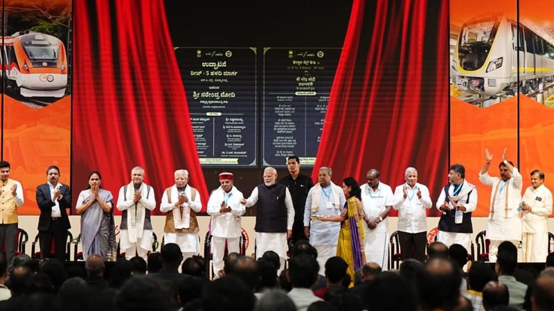 Narendra Modi (2)
