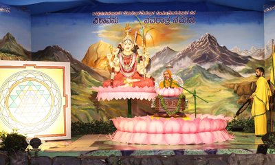 ತಾಯಿ ಹೃದಯ ಇಲ್ಲದವರು ಗುರುವಾಗಲು ಸಾಧ್ಯವಿಲ್ಲ: ರಾಘವೇಶ್ವರ ಶ್ರೀ