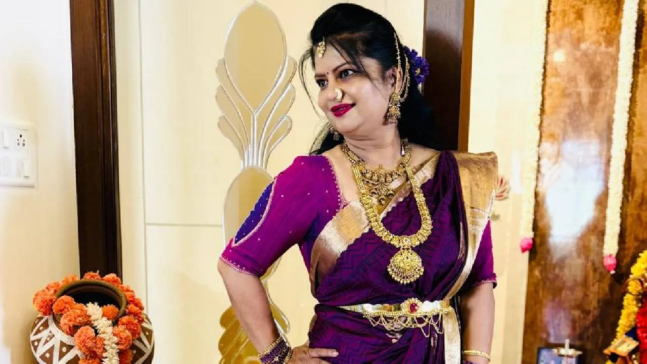 Navaratri Fashion 2025: ನವರಾತ್ರಿಯಲ್ಲಿ ನೇರಳೆ ಬಣ್ಣದ ಜಾದೂ - Image 5