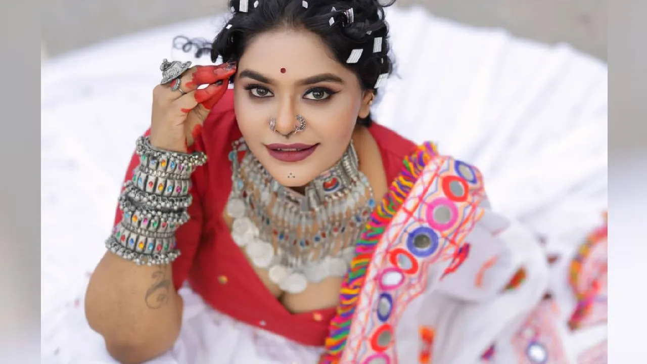 Navaratri Fashion 2025: ನವರಾತ್ರಿ ದಾಂಡಿಯಾ ಲೆಹೆಂಗಾ ಆಯ್ಕೆಗೆ 5 ಸಿಂಪಲ್ ಐಡಿಯಾ - Image 5