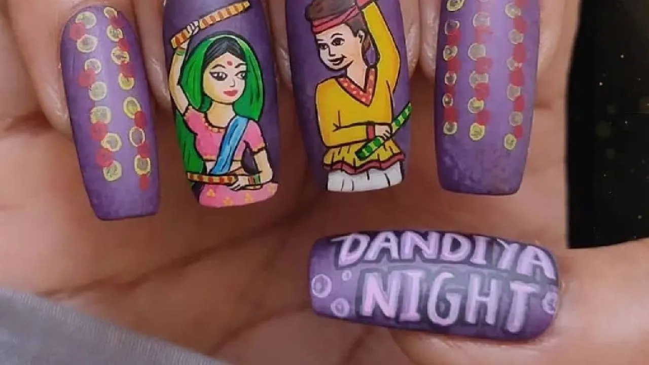 Navaratri Nailart 2025: ಬ್ಯೂಟಿ ಲೋಕದಲ್ಲಿ ಟ್ರೆಂಡಿಯಾಯ್ತು ನವರಾತ್ರಿ ನೇಲ್ ಆರ್ಟ್ - Image 1
