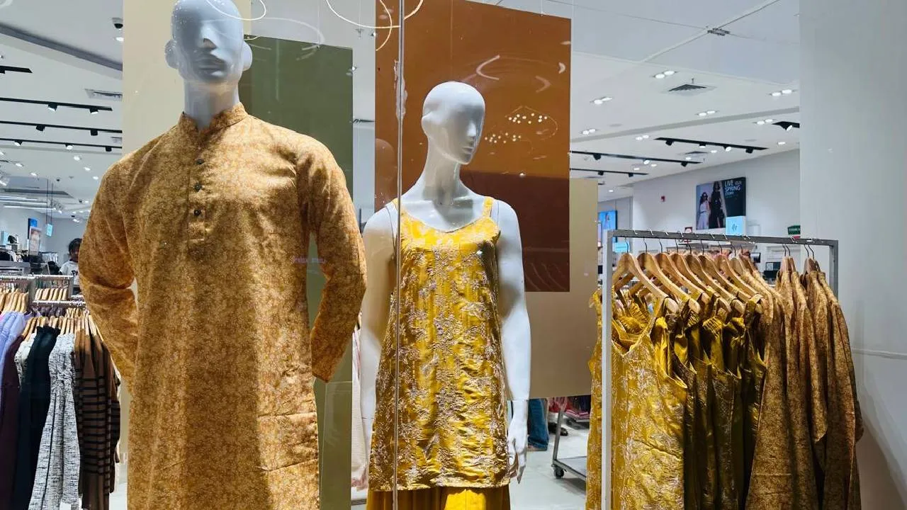 Navaratri Shopping 2026: ಎಲ್ಲೆಡೆ ನವರಾತ್ರಿ ಶಾಪಿಂಗ್‌ ಮೇನಿಯಾ - Image 3