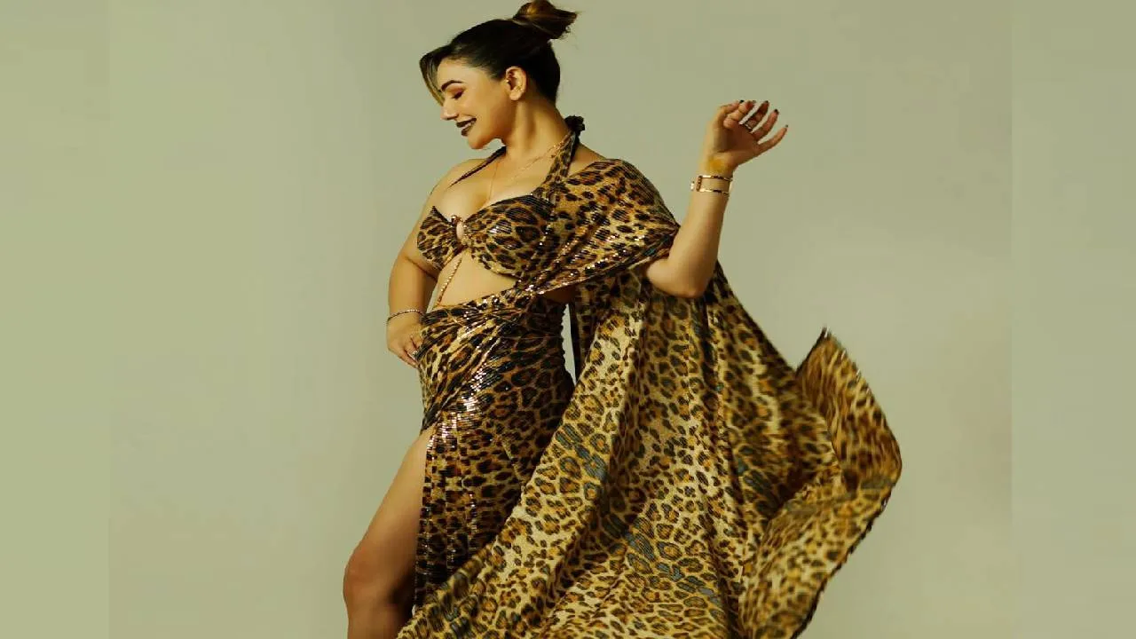 Star Fashion 2026: ವೈಲ್ಡ್ ಲುಕ್‌ಗೆ ತಿರುಗಿದ ಚೀತಾ ಪ್ರಿಂಟೆಡ್‌ ಡ್ರೆಸ್‌ ಫ್ಯಾಷನ್‌ - Image 5