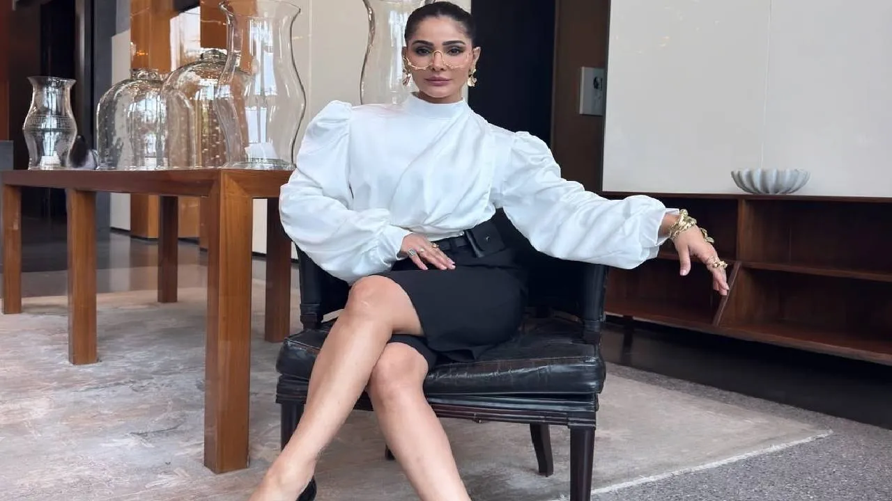 Gen z Fashion 2026: ಜೆನ್‌ ಜಿ ಹುಡುಗಿಯರ ಹೈ ಫ್ಯಾಷನ್‌ಗೆ ಸೇರಿದ ಫೇಸ್‌ಲೆಟ್ಸ್ - Image 5