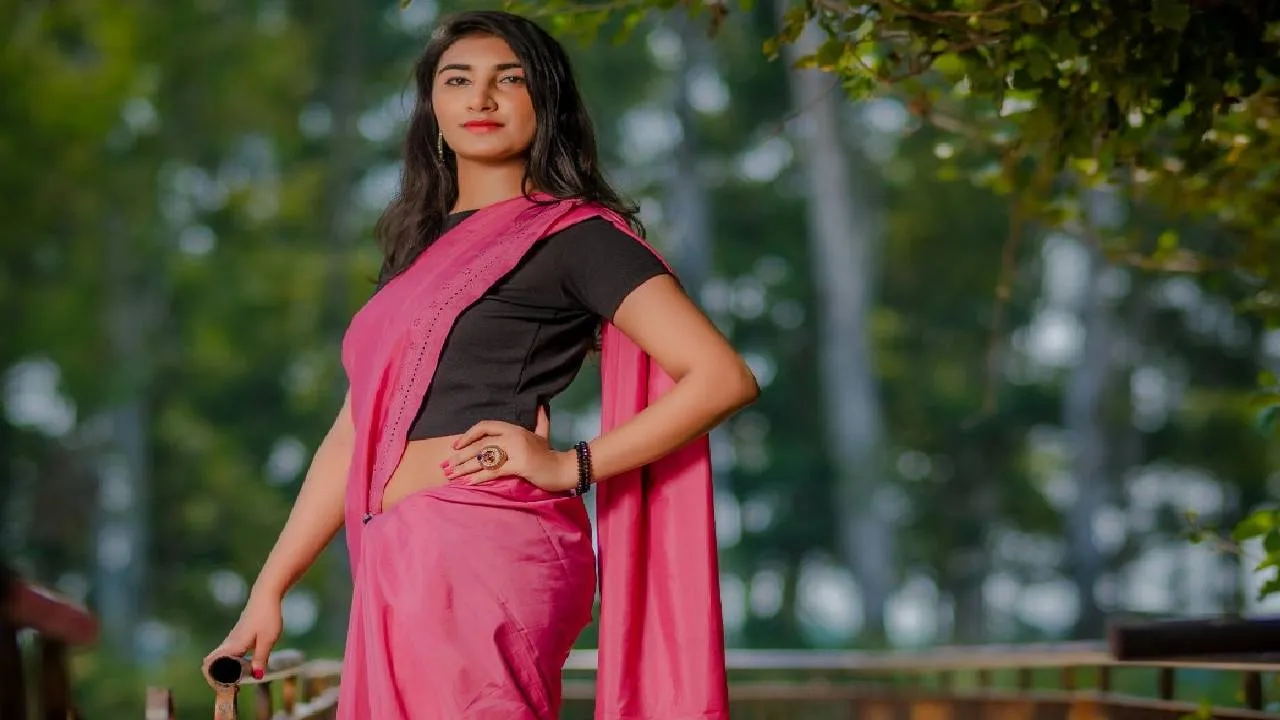 Summer Fashion 2026: ಸಮ್ಮರ್‌ಗೆ ಹೊಸ ರೂಪದಲ್ಲಿ ಮರಳಿದ ವೆರೈಟಿ ಕಾಟನ್ ಸೀರೆಗಳಿವು! - Image 3