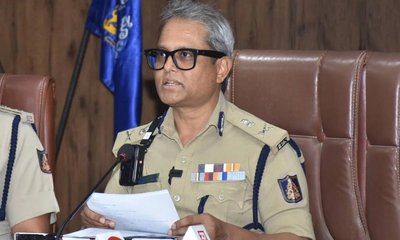 ಪೊಲೀಸ್‌ ಆಯುಕ್ತರನ್ನು ಸಸ್ಪೆಂಡ್‌ ಮಾಡುವ ಅಧಿಕಾರ ರಾಜ್ಯ ಸರ್ಕಾರಕ್ಕಿದೆಯೇ?