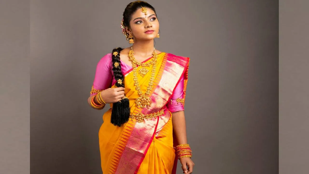 Wedding Fashion 2026: ಟ್ರೆಡಿಷನಲ್ ಕೂದಲ ವಿನ್ಯಾಸಕ್ಕೆ ಸಾಥ್ ನೀಡುತ್ತಿರುವ ಹೇರ್ ಜ್ಯುವೆಲರಿಗಳು - Image 5