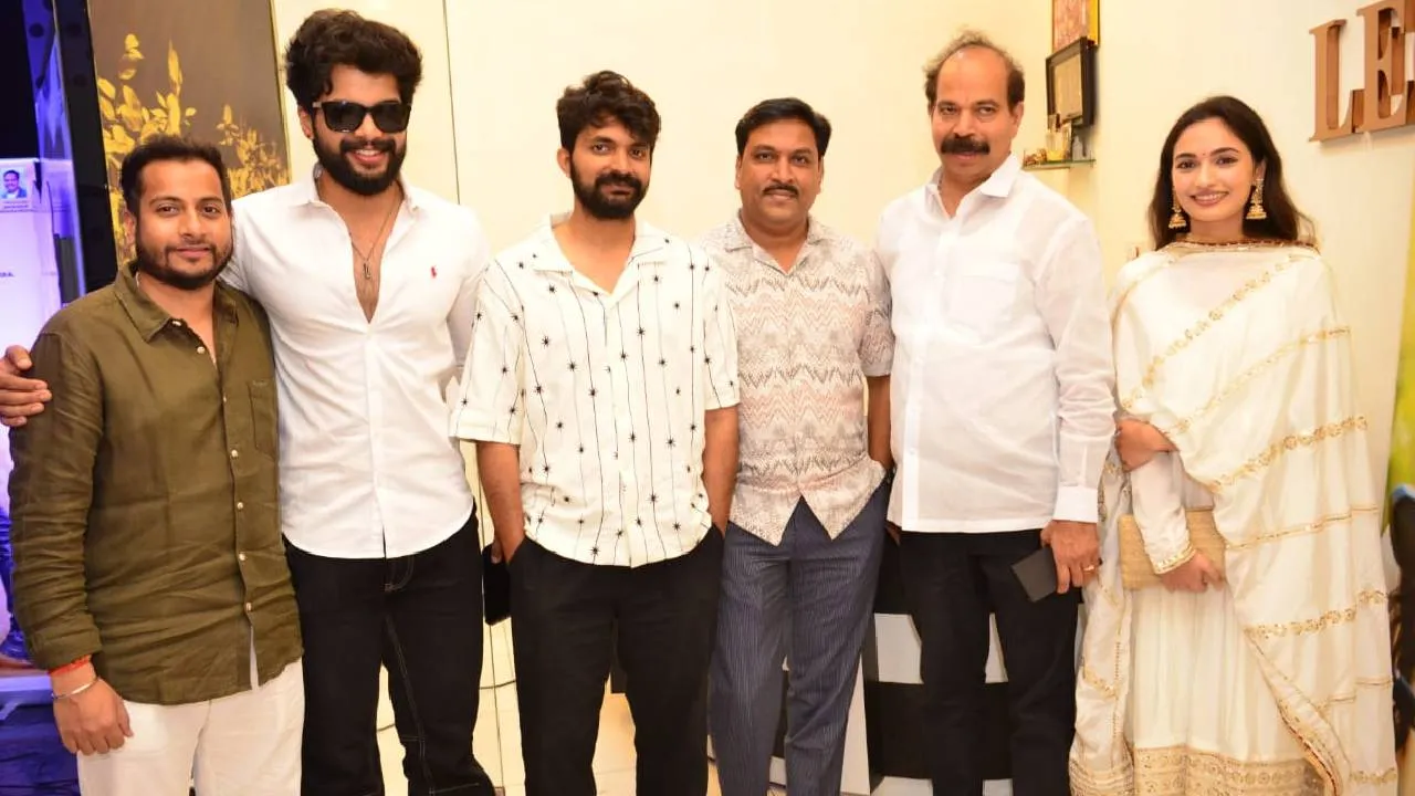 Nidradevi Next Door Movie: ʼನಿದ್ರಾದೇವಿ Next Doorʼ ಚಿತ್ರದ ʼನೀ ನನ್ನʼ ಎಂಬ ರೊಮ್ಯಾಂಟಿಕ್ ಸಾಂಗ್ ಔಟ್‌ - Image 3