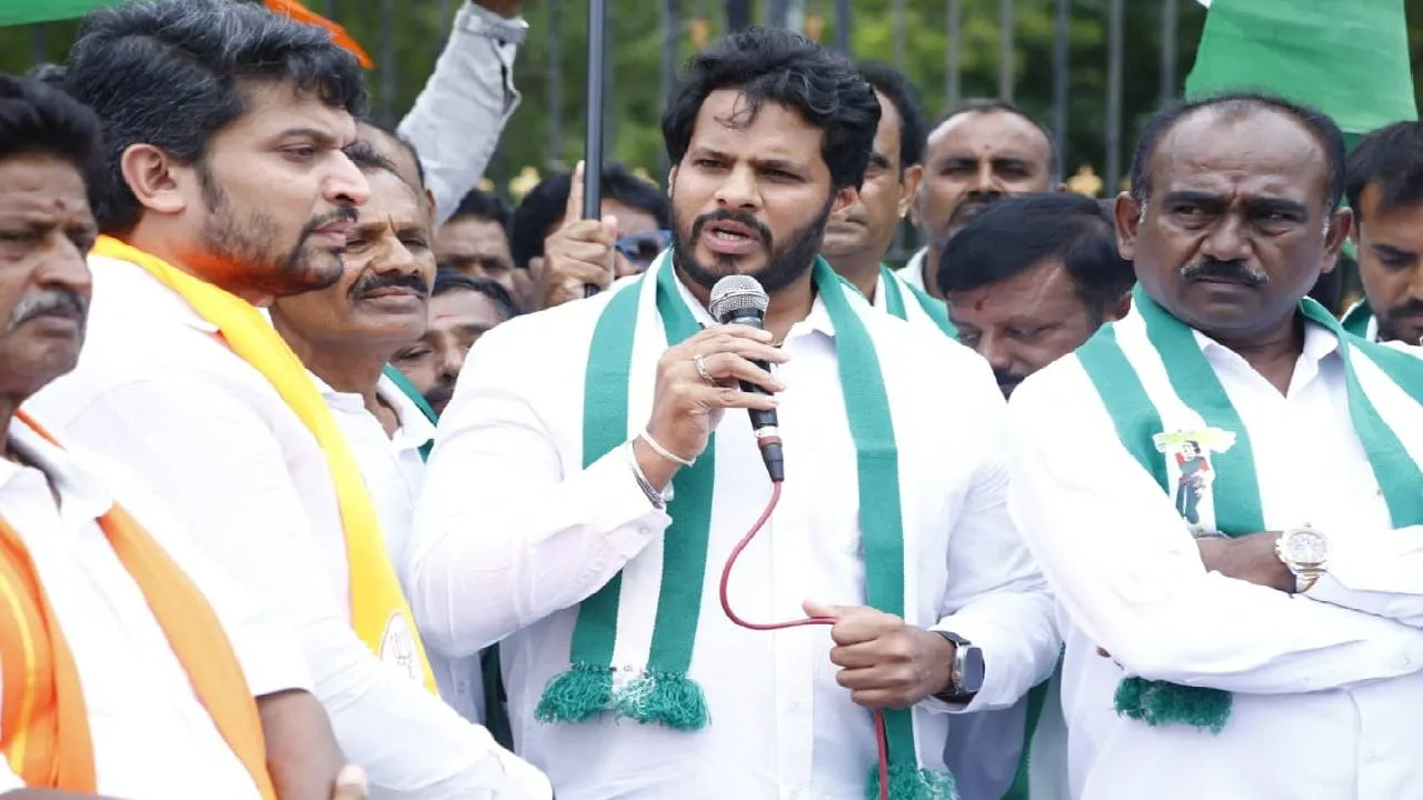 Nikhil Kumaraswamy