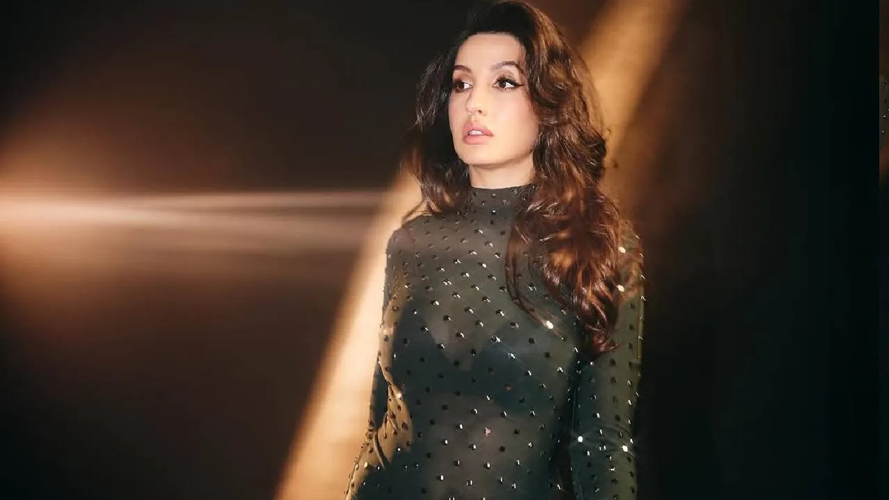 Nora Fatehi: ನೋರಾ ಫತೇಹಿ ಸೆಕ್ಸಿ ಲುಕ್‌ ಕಂಡು 'ಅಬ್ಬಬ್ಬಾ' ಎಂದ್ರು ಫ್ಯಾನ್ಸ್​ - Image 6