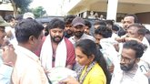 ಮನೆ ಮನೆ ಭೇಟಿ ಸಮಸ್ಯೆ ಆಲಿಸಿದ ಶಾಸಕ ಪ್ರದೀಪ್ ಈಶ್ವರ್