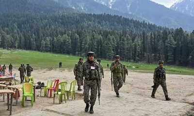 ಗಾಯದ ಗುರುತಿದ್ದರೂ, ಕಣಿವೆ ರಾಜ್ಯ ಸುರಕ್ಷಿತ ಎಂದ ಪ್ರವಾಸಿಗರು