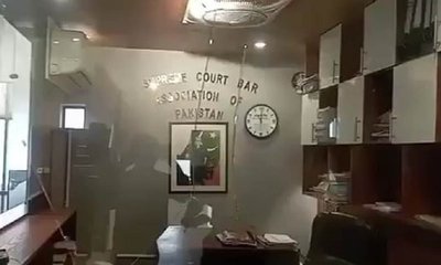 ಪಾಕಿಸ್ತಾನದ ಸುಪ್ರೀಂ ಕೋರ್ಟ್‌ನಲ್ಲಿ ಭಾರೀ ಸ್ಫೋಟ; ವಿಡಿಯೋ ನೋಡಿ