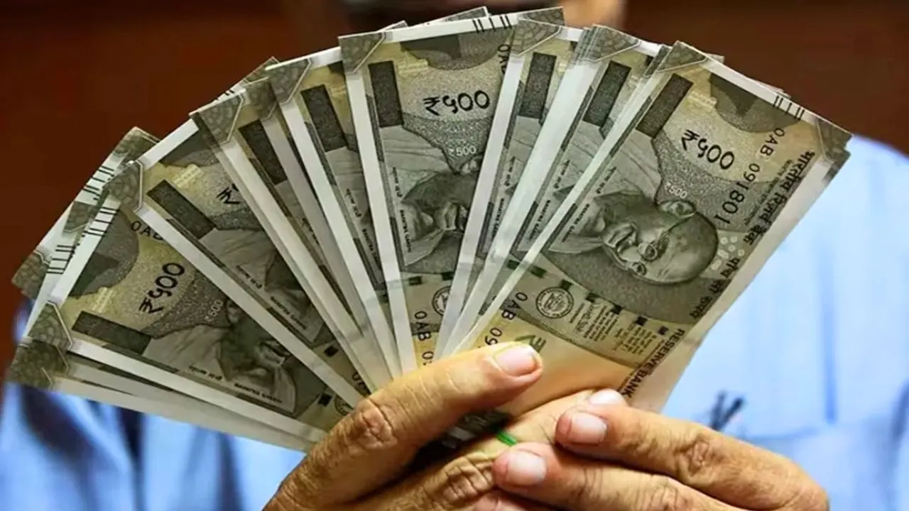 Pension Income Limit: ಪಿಂಚಣಿದಾರರಿಗೆ ರಾಜ್ಯ ಸರ್ಕಾರ ಗುಡ್‌ನ್ಯೂಸ್‌; ಆದಾಯ ಮಿತಿ 1.2 ಲಕ್ಷಕ್ಕೆ ಹೆಚ್ಚಳ, ಅರ್ಹರಿಗೆ ಸೌಲಭ್ಯ ಮುಂದುವರಿಸಲು ಆದೇಶ