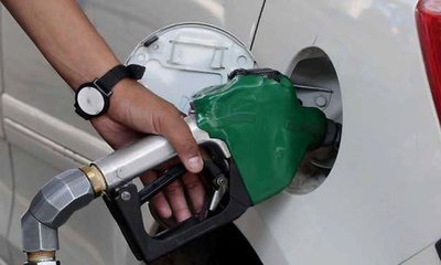 ಪಾಕಿಸ್ತಾನದಲ್ಲಿ ಪೆಟ್ರೋಲ್ ಬೆಲೆ ಲೀಟರ್‌ಗೆ 55 ರುಪಾಯಿ ಹೆಚ್ಚಳ