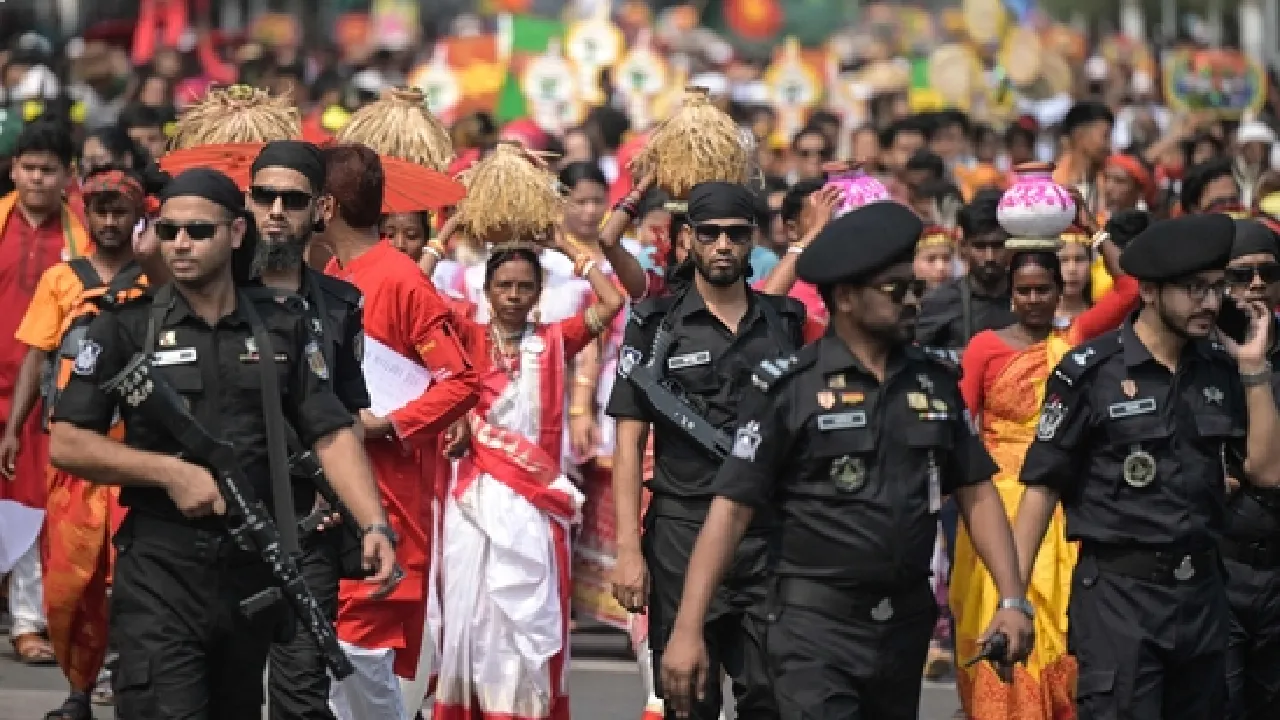 Poila Boishakh 2025:  ಪಶ್ಚಿಮ ಬಂಗಾಳದ ಪೊಯಿಲಾ ಬೈಸಾಖ್ ಹೇಗಿರುತ್ತೆ? ಇಲ್ಲಿವೆ ಫೋಟೋಸ್‌ - Image 3