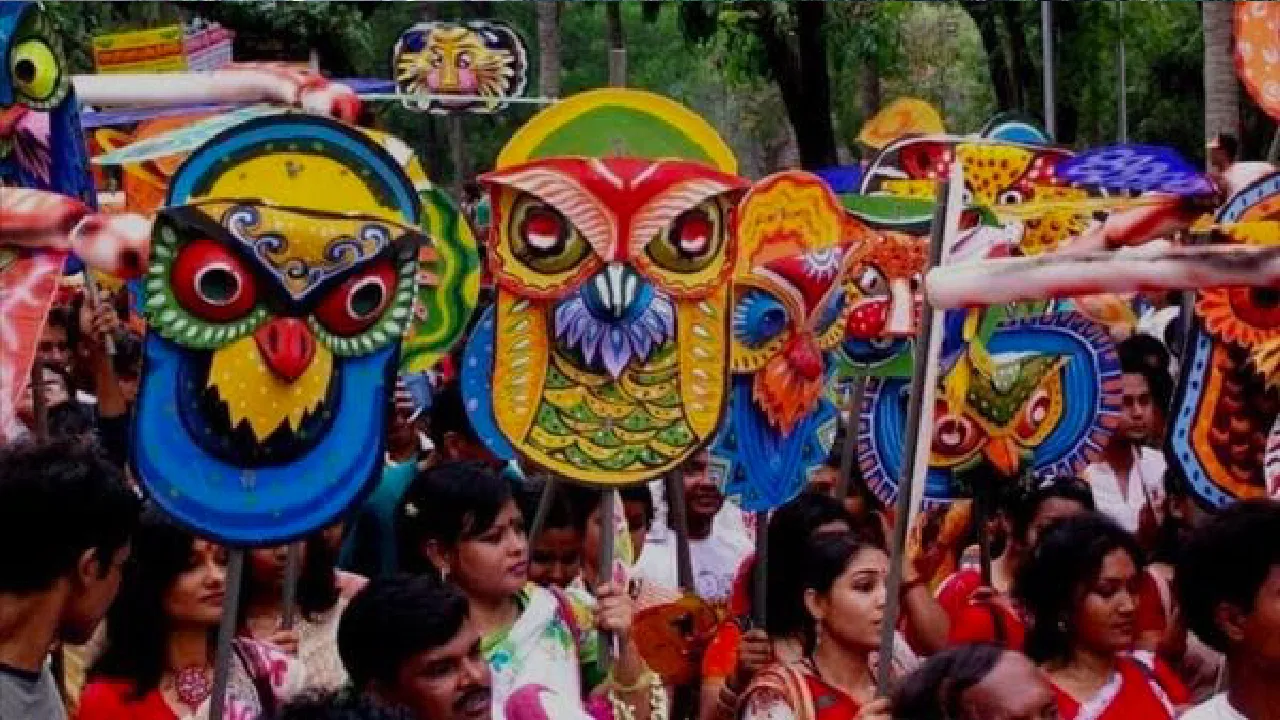 Poila Boishakh 2025:  ಪಶ್ಚಿಮ ಬಂಗಾಳದ ಪೊಯಿಲಾ ಬೈಸಾಖ್ ಹೇಗಿರುತ್ತೆ? ಇಲ್ಲಿವೆ ಫೋಟೋಸ್‌ - Image 5