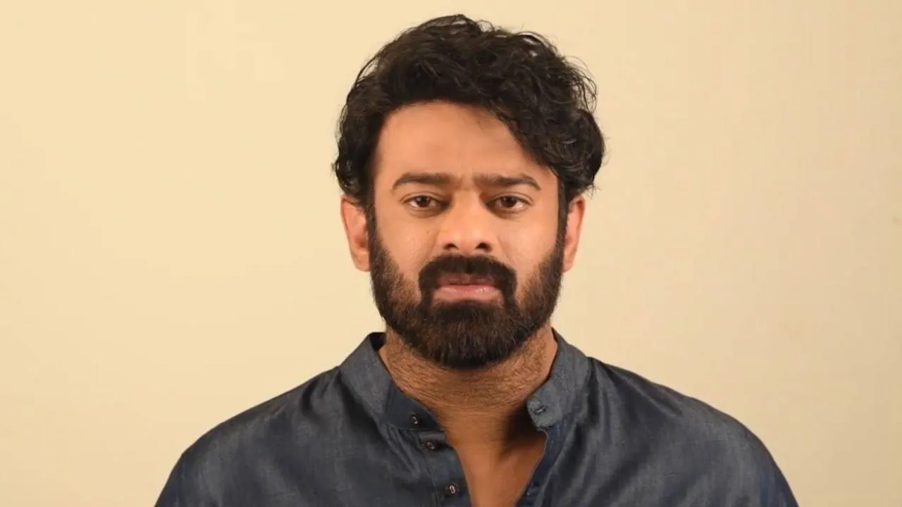 Prabhas: ವದಂತಿಗಳಿಗೆ ತೆರೆ ಎಳೆದ ಚಿತ್ರತಂಡ; ಪ್ರಭಾಸ್‌ ‘ದಿ ರಾಜಾಸಾಬ್’ ಬಿಗ್‌ ಅಪ್‌ಡೇಟ್‌ - Image 5
