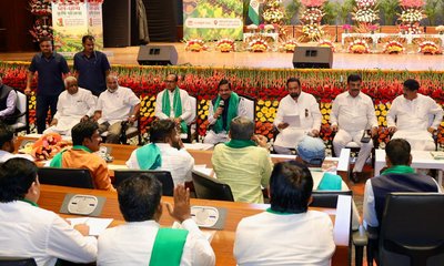 ಕಬ್ಬು ಬೆಳೆಗಾರರ ಹಿತರಕ್ಷಣೆಗೆ ವಾರದೊಳಗೆ ಉನ್ನತ ಮಟ್ಟದ ಸಮಿತಿ ರಚನೆ