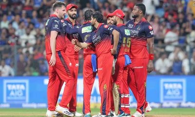 ಮುಂಬೈಗೆ ಹ್ಯಾಟ್ರಿಕ್‌ ಸೋಲು, ಗೆಲುವಿನ ಲಯಕ್ಕೆ ಮರಳಿದ ಆರ್‌ಸಿಬಿ!