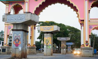 'ಮೂರ್ಖ ಯೋಜನೆಗಳ' ವಿರುದ್ಧ ಬೆಂಗಳೂರಿಗರ ಆಕ್ರೋಶ