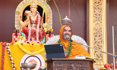 ಶಿವ-ವಿಷ್ಣುವಿನ ಹೆಸರಿನಲ್ಲಿ ಜಗಳ ಸಲ್ಲ: ರಾಘವೇಶ್ವರ ಶ್ರೀ