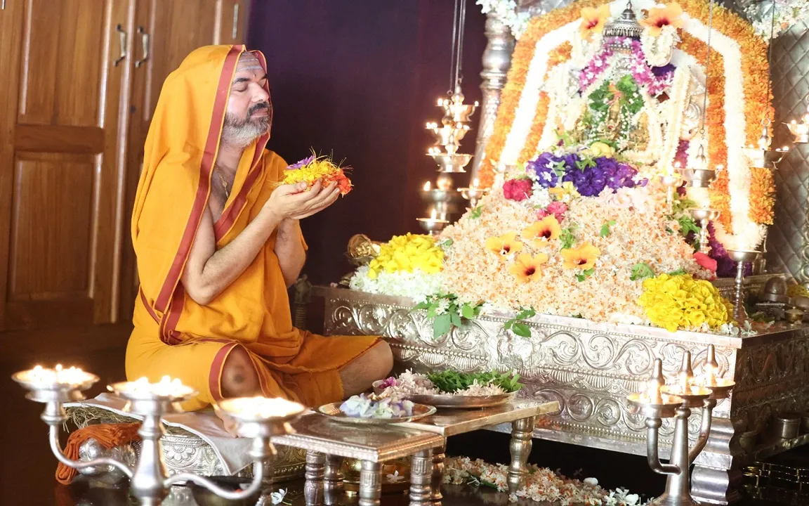 Raghaveshwara Seer_2