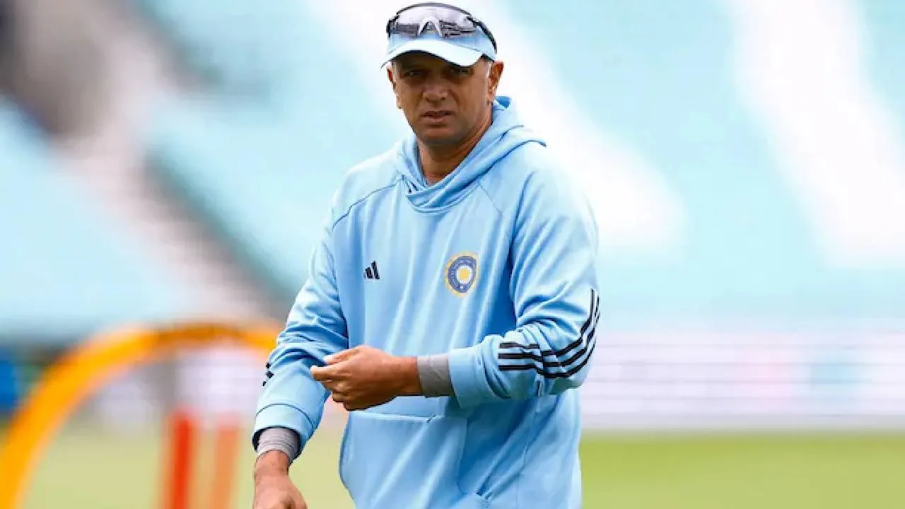 ಇಂಗ್ಲೆಂಡ್ ಟೆಸ್ಟ್ ಕೋಚ್ ಹುದ್ದೆ ರೇಸ್‌ನಲ್ಲಿ ರಾಹುಲ್ ದ್ರಾವಿಡ್!