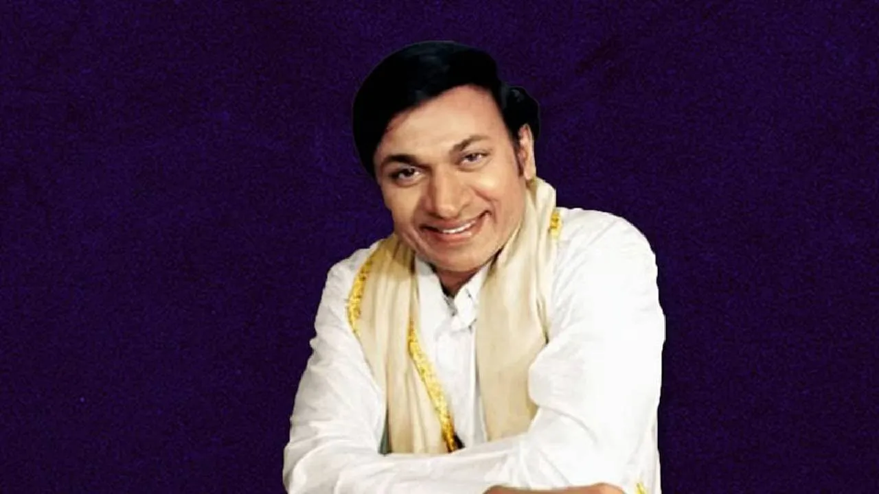 Dadasaheb Phalke Award: ಡಾ. ರಾಜ್‌ಕುಮಾರ್‌, ರಜನಿಕಾಂತ್‌...: ಪ್ರತಿಷ್ಠಿತ ದಾದಾಸಾಹೇಬ್‌ ಫಾಲ್ಕೆ ಪ್ರಶಸ್ತಿ ಪಡೆದ ದಕ್ಷಿಣ ಭಾರತದ ಪ್ರತಿಭೆಗಳಿವರು - Image 1