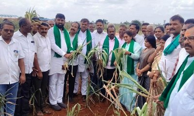 ಸೂಕ್ತ ಪರಿಹಾರಕ್ಕೆ ಸರಕಾರವನ್ನು ಒತ್ತಾಯಿಸುವಂತೆ ರೈತರ ಆಗ್ರಹ