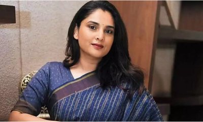 ಅಶ್ಲೀಲ ಕಾಮೆಂಟ್ ಕೇಸ್: ಕೋರ್ಟ್‌ಗೆ ಹಾಜರಾದ ನಟಿ ರಮ್ಯಾ ಹೇಳಿದ್ದೇನು?