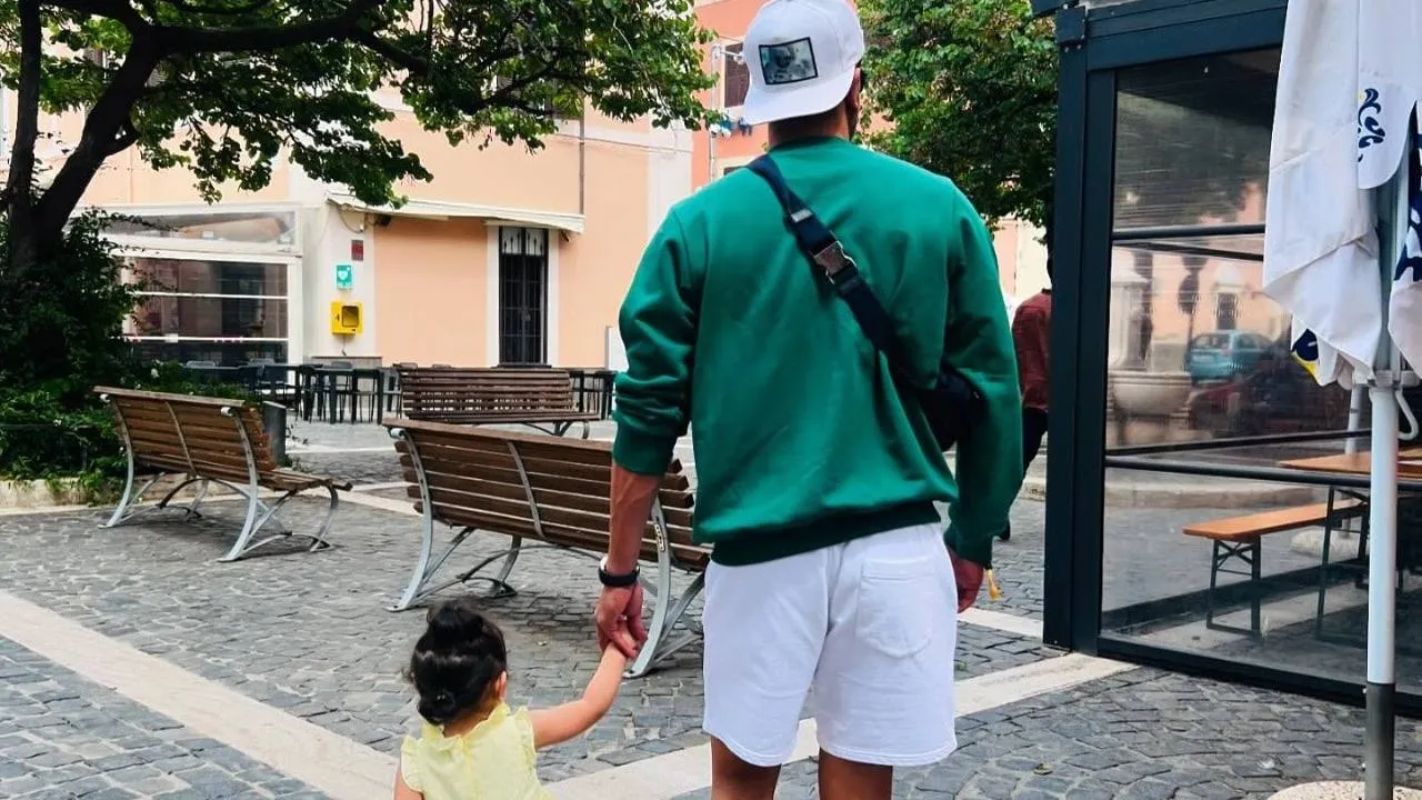 Father’s Day 2025: ಫಾದರ್ಸ್ ಡೇಗೆ ತಂದೆ ಜೊತೆಗಿನ ವಿಶೇಷ ಪೊಟೋ ಶೇರ್ ಮಾಡಿದ ಸೆಲೆಬ್ರಿಟಿಗಳು - Image 10