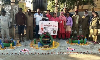 ಜನ ಕಸ ಹಾಕುವುದನ್ನು ತಪ್ಪಿಸಲು ರಂಗೋಲಿ ಮೊರೆ ಹೋದ ಪುರಸಭೆ ಸಿಬ್ಬಂದಿ!