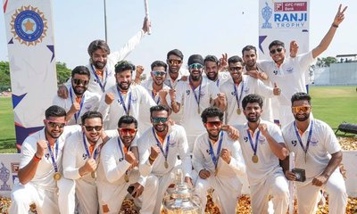 ಐತಿಹಾಸಿಕ ರಣಜಿ ಟ್ರೋಫಿ ಗೆದ್ದ ಜಮ್ಮು-ಕಾಶ್ಮೀರ