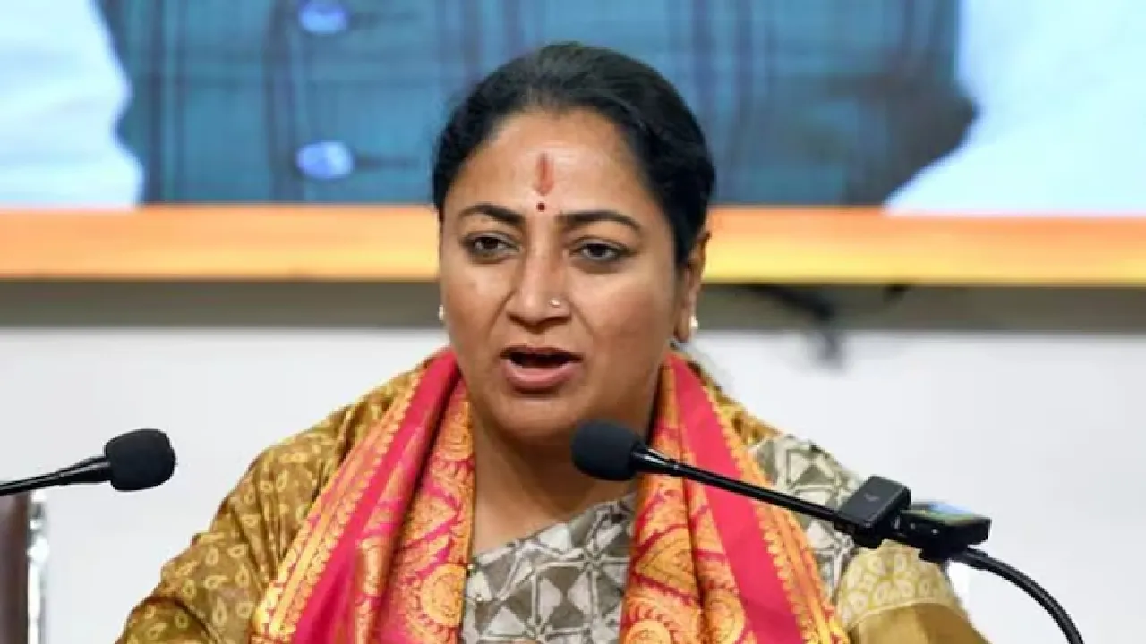 ದೆಹಲಿ ಸರ್ಕಾರಿ ನೌಕರರಿಗೆ ವಾರಕ್ಕೆ 2 ದಿನ ವರ್ಕ್ ಫ್ರಮ್ ಹೋಮ್; ಸಚಿವರ ವಿದೇಶ ಪ್ರಯಾಣಕ್ಕೆ ಕೋಕ್‌
