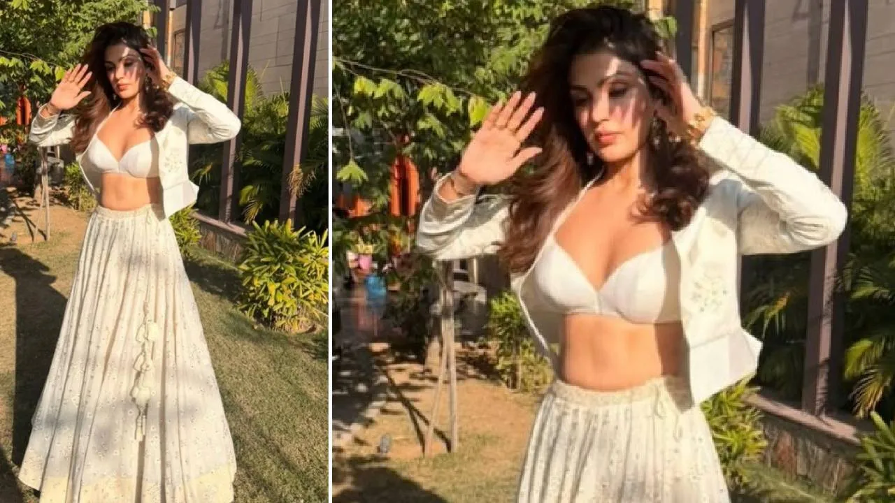 Star Fashion 2026: ಜಾಕೆಟ್‌ ಲೆಹೆಂಗಾದಲ್ಲಿ ವಿಂಟರ್‌ ಸೀಸನ್‌ಗೆ ಸೈ ಎಂದ ರಿಯಾ ಚರ್ಕವರ್ತಿ - Image 3