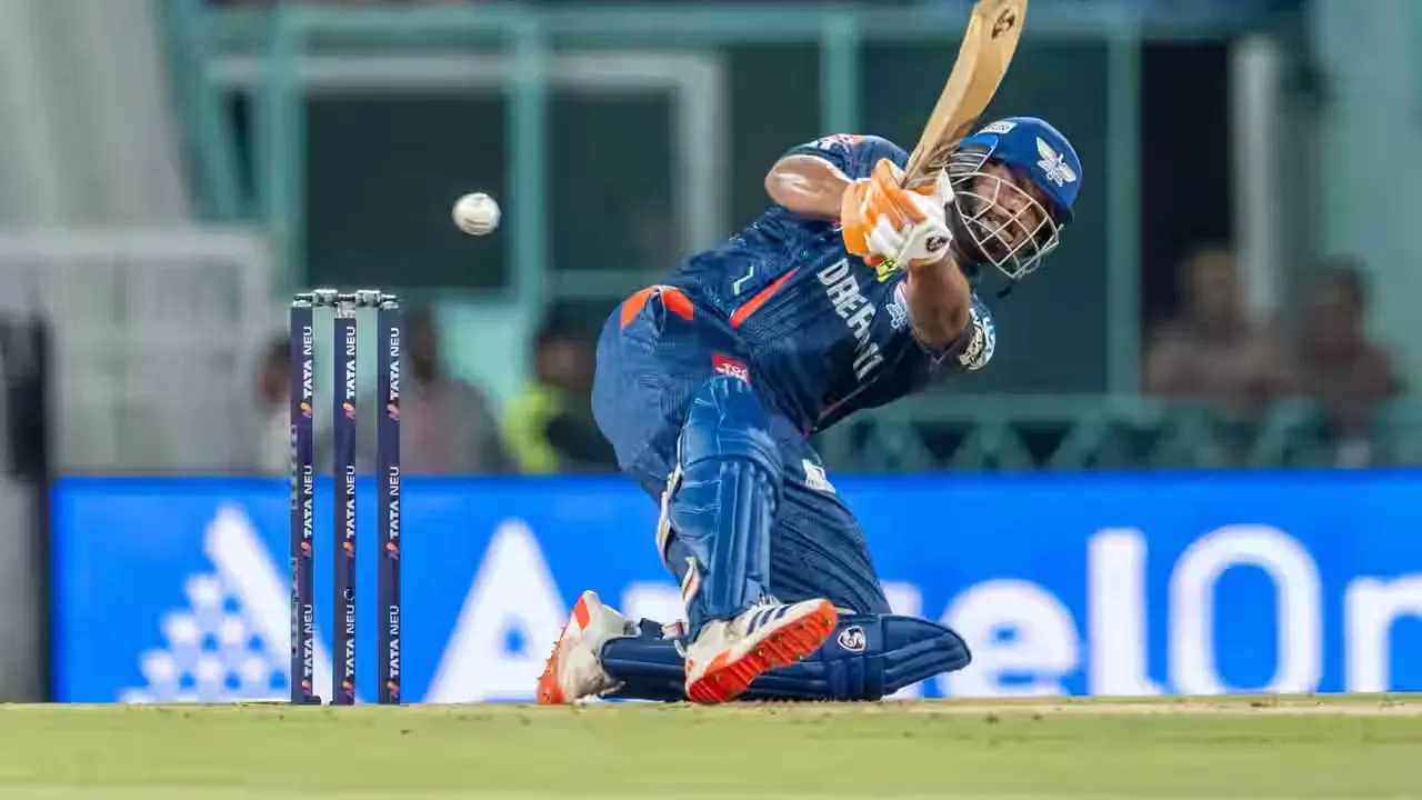 RCB vs LSG: ಎರಡನೇ ಐಪಿಎಲ್‌ ಶತಕ ಸಿಡಿಸಿ ಫಾರ್ಮ್‌ಗೆ ಮರಳಿದ ರಿಷಭ್‌ ಪಂತ್! - Image 6