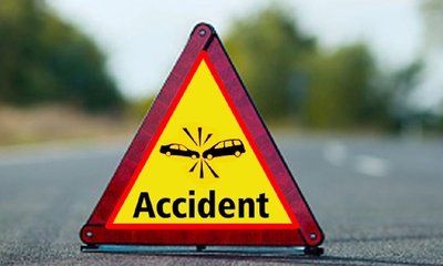 ಲಾರಿ- ಟಿಟಿ ನಡುವೆ ಡಿಕ್ಕಿ, ಮೂವರು ಸ್ಥಳದಲ್ಲಿಯೇ ಸಾವು