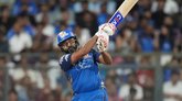 ಅರ್ಧಶತಕ ಬಾರಿಸಿ ಕೊಹ್ಲಿಯ ದಾಖಲೆ ಮುರಿದ ರೋಹಿತ್‌ ಶರ್ಮ