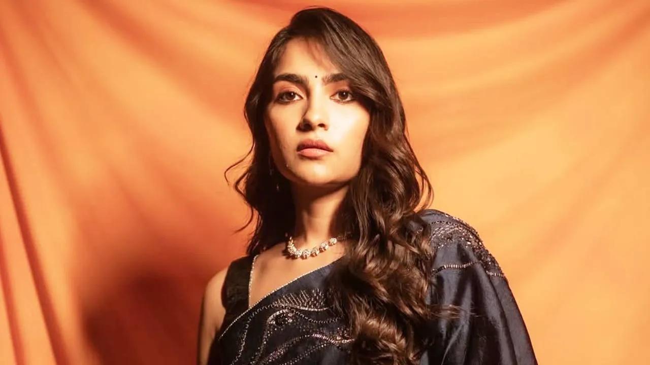 Rukmini Vasanth: 'ಕಾಂತಾರʼದ ಕನಕವತಿ ರುಕ್ಮಿಣಿ ವಸಂತ್‌ ಈಗ ಹೊಸ ನ್ಯಾಷನಲ್‌ ಕ್ರಶ್‌; ಅಪ್ಪಟ ಕನ್ನಡತಿಯ ಸಿನಿಜರ್ನಿ ಹೇಗಿದೆ? - Image 5