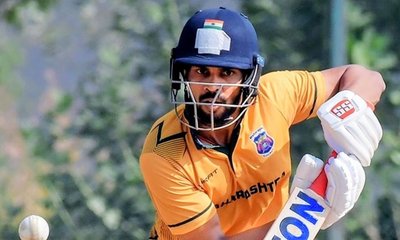 ಉತ್ತರಾಖಂಡ ವಿರುದ್ಧ ಶತಕ ಬಾರಿಸಿದ ಋತುರಾತ್‌ ಗಾಯಕ್ವಾಡ್‌!