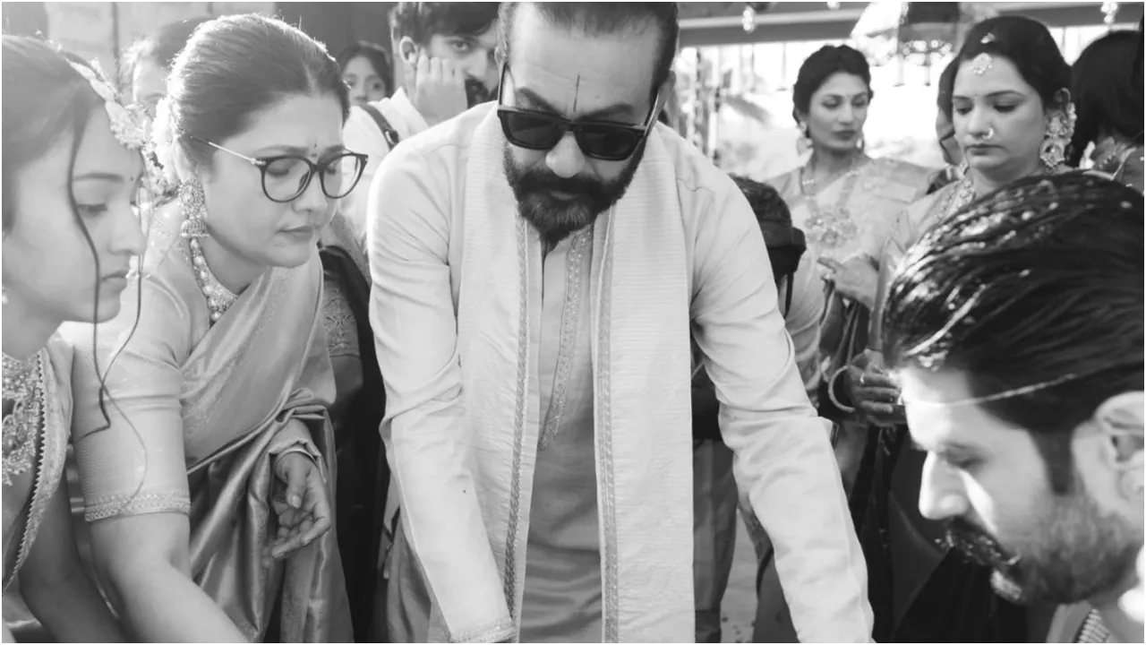 Photos: ʻನೀವು ಬದ್ರರ್‌ ಇನ್‌ ಲಾ ಅಲ್ಲ, ನನ್ನ ನಿಜವಾದ ಬ್ರದರ್‌ʼ; ವಿಜಯ್‌ ದೇವರಕೊಂಡಗೆ ಅಣ್ಣನ ಸ್ಥಾನ ನೀಡಿದ ರಶ್ಮಿಕಾ ಸಹೋದರಿ ಶಿಮನ್‌ - Image 4